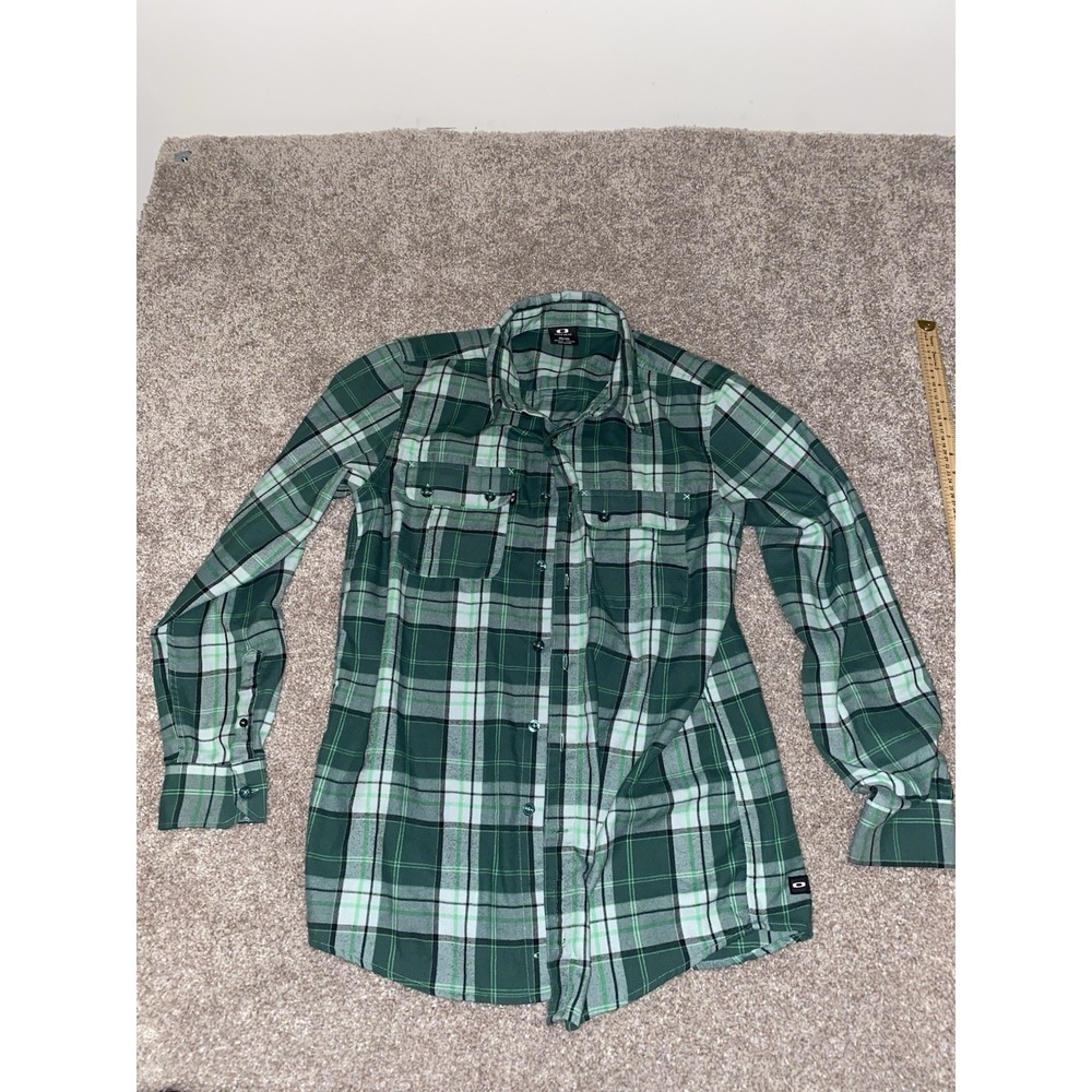 Oakley Green Plaid Casual Button Down Shirt